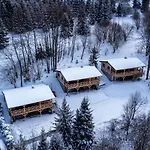 Chalet Pod Lesom
